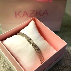 Kazka silver bracelet with Swarovski crystals